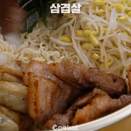 호불호 갈리는 비빔면 조합