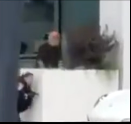 혐주의) 현재 캐나다 뒤집어진 여경 사건의 전말.jpg