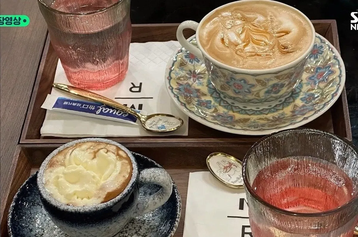 싱글벙글 북쪽에 있는 평양 정권 근황