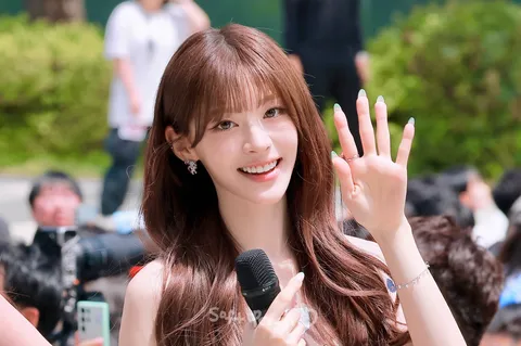 오전 mbc 앞 스테이씨