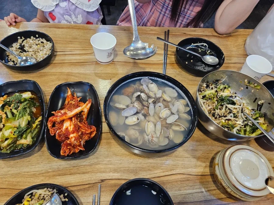 리뷰 6000개 달린 칼국수 맛집.jpg