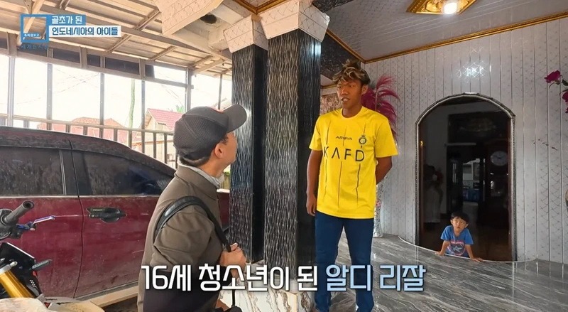 2살에 담배피던 인도네시아 아기 근황