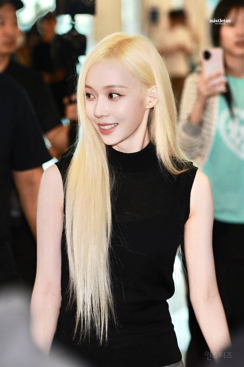 SM에 불만 많아보이는 에스파 윈터.JPG