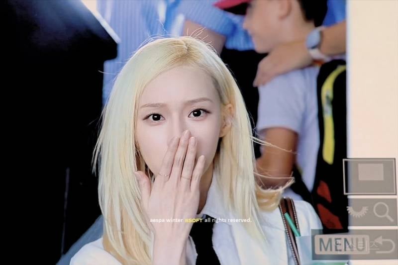어제자 런던 윔블던 테니스 대회 참석한 에스파 윈터