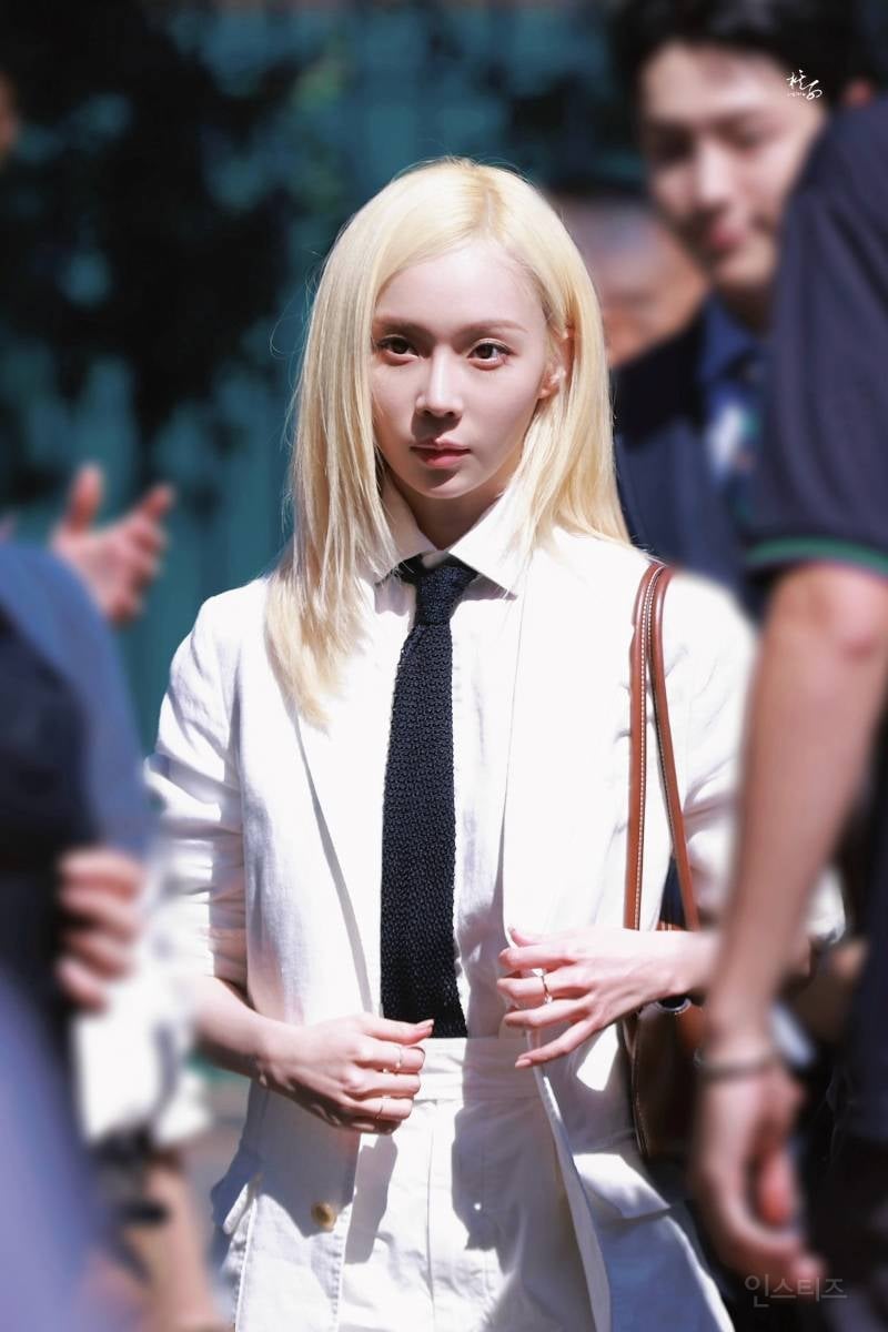 어제자 런던 윔블던 테니스 대회 참석한 에스파 윈터