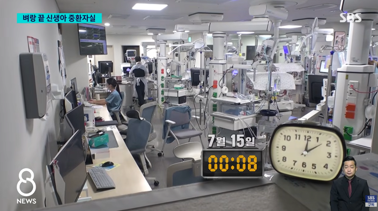 64시간 연속 근무하는 신생아 중환자실 교수