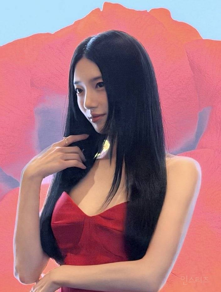 어제자 싱가포르 츠바키 행사 끝나고 인스타 사진 올려주는 수지