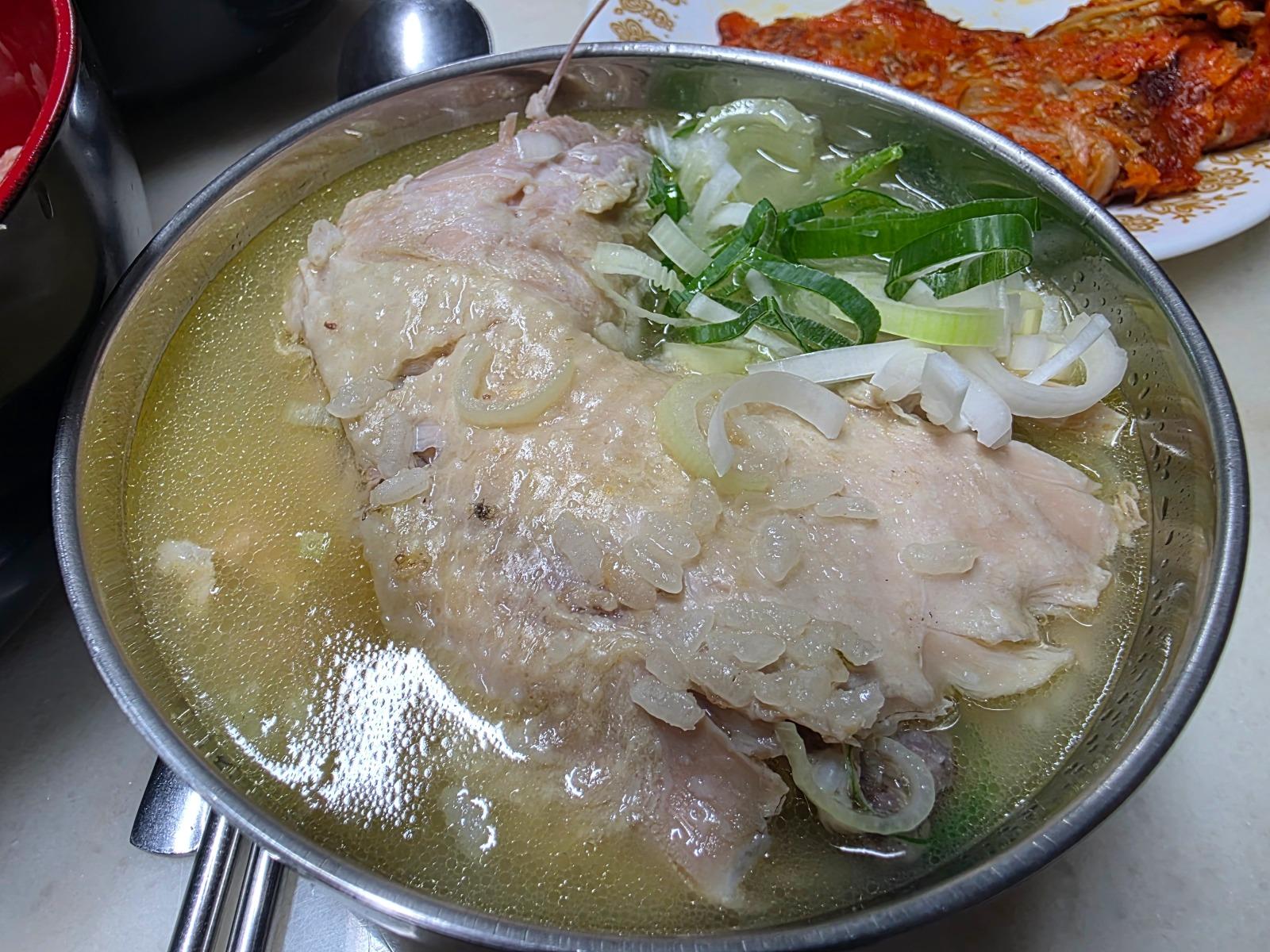 직장에서 3천원씩 걷어서 해먹는 점심 싸이버거