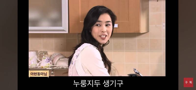 현재 반응 𝙅𝙊𝙉𝙉𝘼 터진 예나 워터밤 의상..JPG