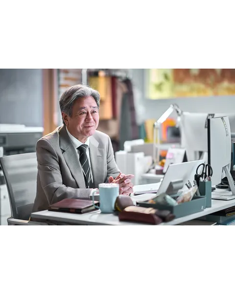 [예고편] 영화 인턴 한국판 - 1차 예고편, 포스터, 캐릭터 스틸 모음