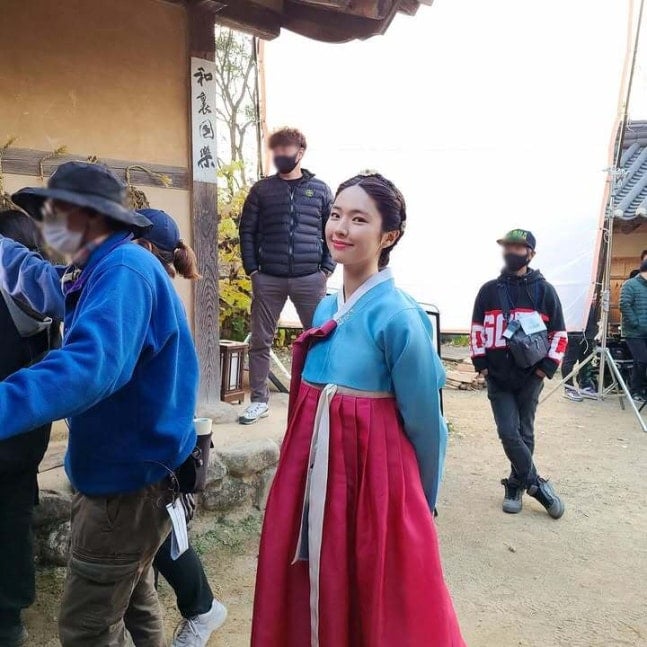 생애 첫 한복입은 사진을 인스타 올렸던 배우 안하영