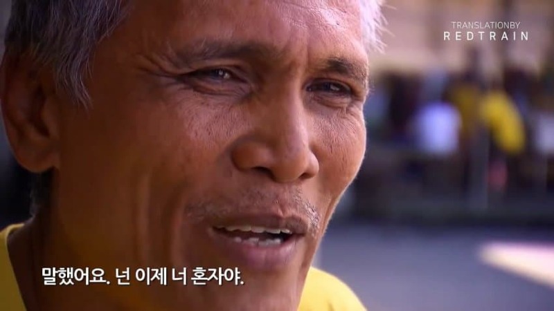 그가 필리핀 닭장 감옥에 15년동안 갇혀있는 이유