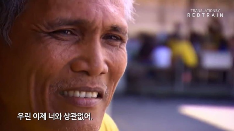 그가 필리핀 닭장 감옥에 15년동안 갇혀있는 이유