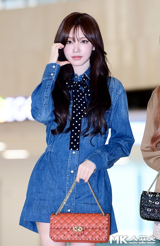 아이브 리즈,레이 오늘자 사진