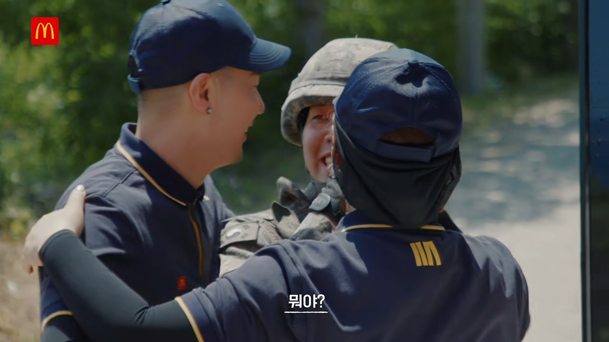 (스압) 국방부와 맥도날드의 비밀작전