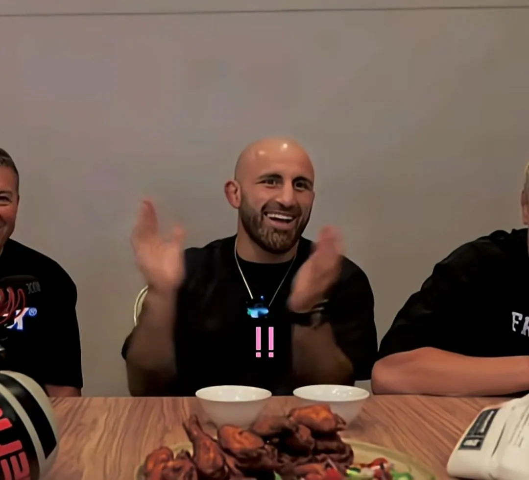 유튜브 라방중 한국인한테 제대로 낚인 UFC 챔피언