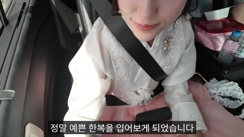 한복을 입고 싶었다는 일본여자..처음 가본 안동.jpg