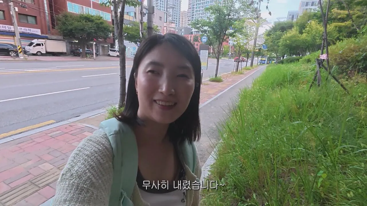 동생들 떡볶이 사주려 직접 사러간 시각장애인 누나