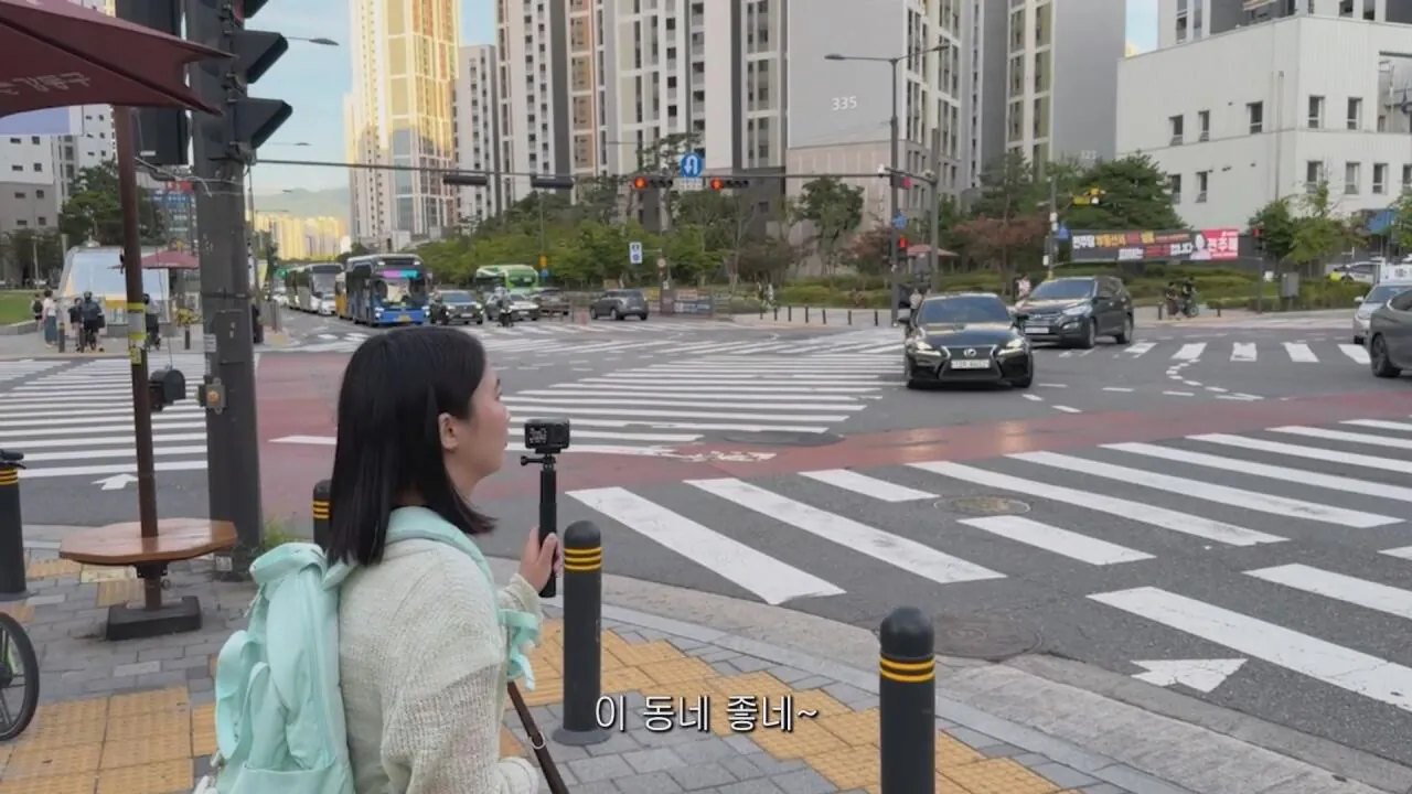 동생들 떡볶이 사주려 직접 사러간 시각장애인 누나
