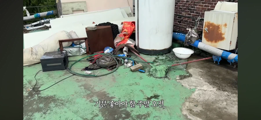 리뷰 1점대 고시원 살아보기 시도하는 여자 유튜버