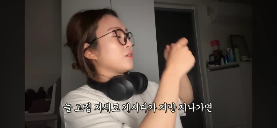 리뷰 1점대 고시원 살아보기 시도하는 여자 유튜버
