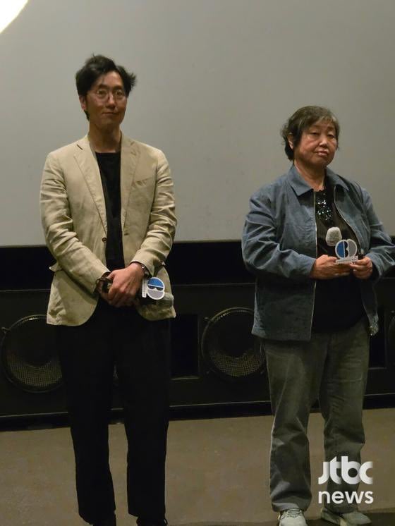 부산국제영화제에 나타난 배우 박해일.jpg