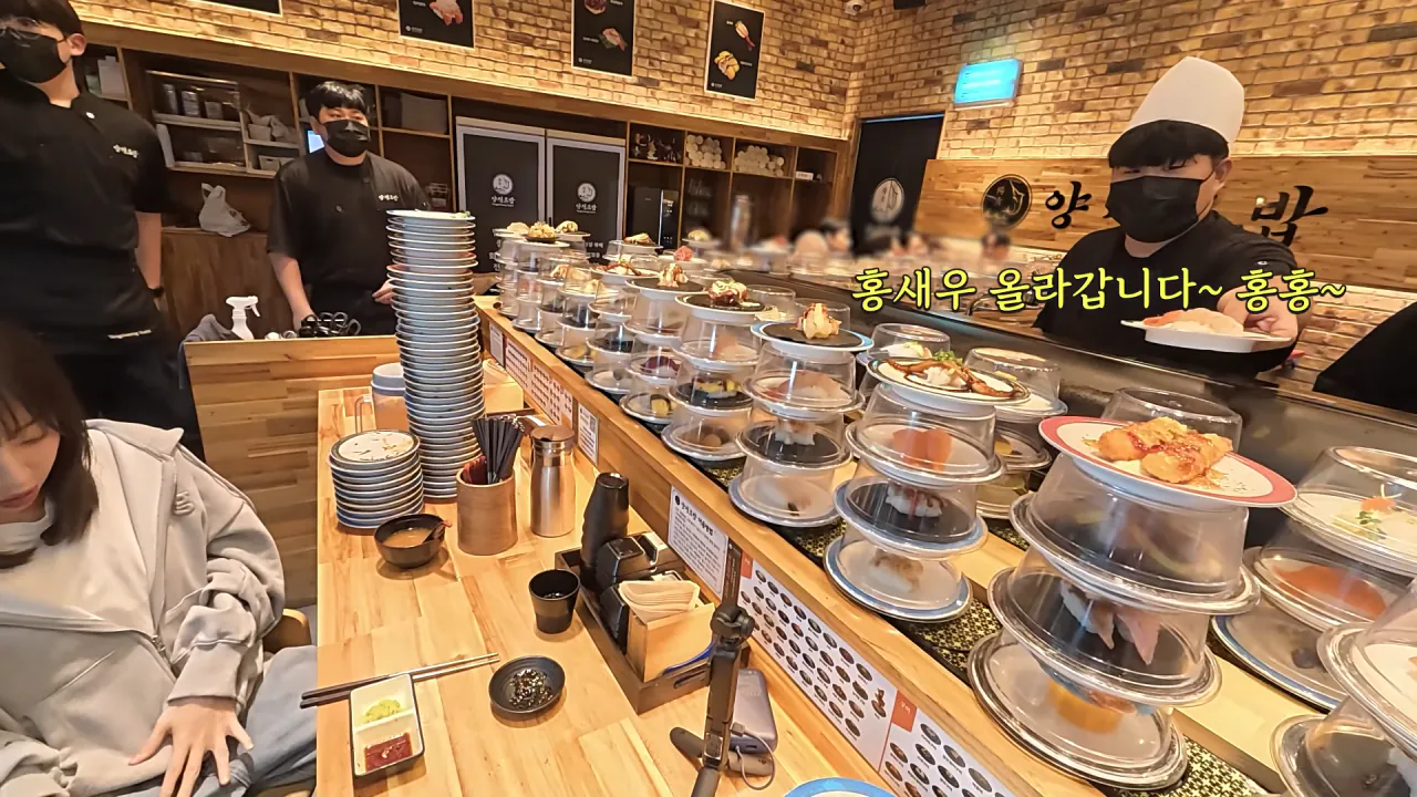 청주에서 회전초밥 먹빵한 쯔양 근황