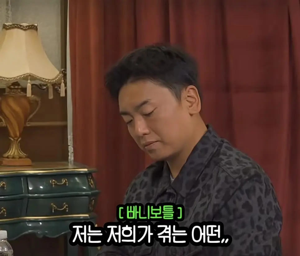 여행 유튜버는 정말 꿀빠는 직업인가.jpg