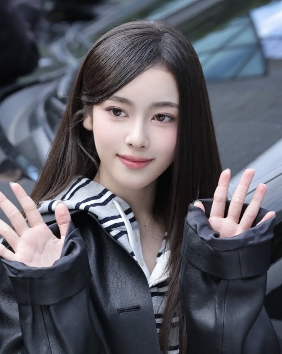 A2O LITE NEON 네온 더쇼 1위 앵콜.twt
