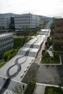 야밤에 찍은 학교 사진임