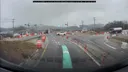 무대뽀로 좌회전하는 대형 화물차.gif