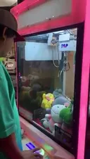인형을 뽑았는데 고앵이가 나옴