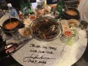 삼겹살집 사장 : 저 식탁은 치우지 마