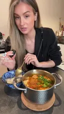 소리_루리] 김치찌개로 아침 먹는 걸 쫄지 말자(?)는 미국 눈나.mp4