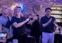 이어폰 한쪽 안들려서 블루투스로 연결해봤는데