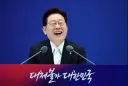 李 대통령“전세, 사라져가지 않겠나..대폭등 아닌 정상화 과정”