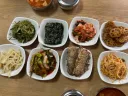 백반집 기본반찬이 이정도일 경우