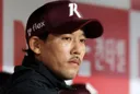 [속보] 키움 히어로즈 이용규 코치 음주운전…경찰차 들이받아