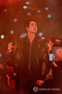 새삼 놀란 방탄소년단 진 부산 사진.jpgmp4