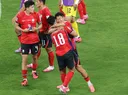“얘들아~ 월드컵 보자” 수업 대신 축구 튼 교사…“평생의 추억” vs “학습권 침해”