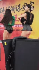 케이팝 공연하는 타이완 누나들 짧은 치마