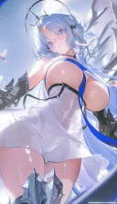 후방) 은근히 복장이 야한 게임 캐릭터.jpg