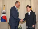 [속보] 李대통령, 독일 이어 카니 캐나다 총리와 양자회담