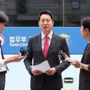[속보] 오세훈 '장동혁 지도부 수명 다해…의총서...