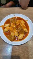 애매한 광장시장 떡볶이 감자전 가격.jpg