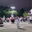 잠실 개표소.서 흉기 자해 소동…생명엔 지장 없어