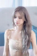 EXIF 정보 살아있는 쯔위 원본 사진