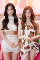 오늘자 사나 패션 jpg