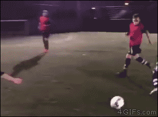 재능의 차이를 느낀 소년.gif