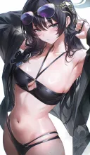 블루아카) 의외로 현실적인 어른의 몸매